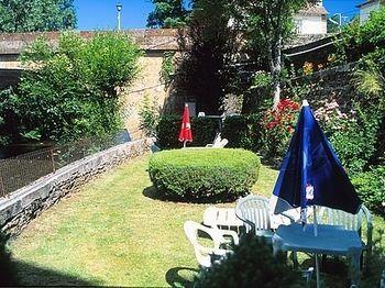 Les Chemins Francis - Modern Hotel Bagnols-les-Bains Exterior photo