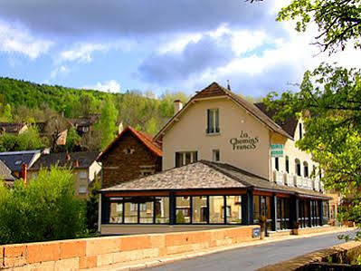 Les Chemins Francis - Modern Hotel Bagnols-les-Bains Exterior photo